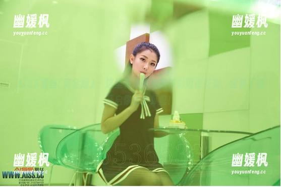 AISS爱丝(黄金版) - 这里有亚美依的精彩逛街花絮，全集下载开启你的小算盘！