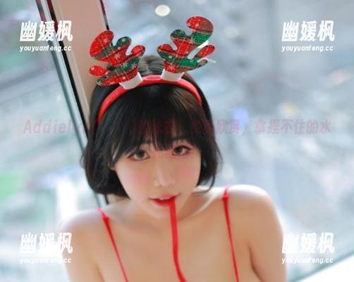 Addielyn(에디린)的泳衣，免费欣赏，拿捏不住的水花骚动！