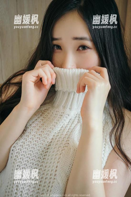这一组写真，Bambi(밤비)把妹妹的可爱发挥到极致