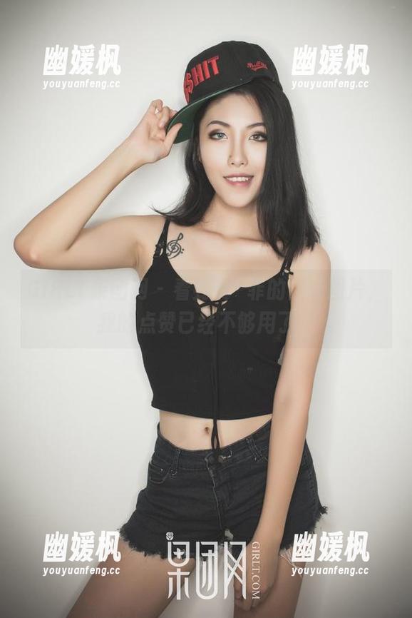 GIRLT果团网-龚玥菲 GIRLT果团网 - 看到龚玥菲的白丝图片,我的点赞已经不够用了!