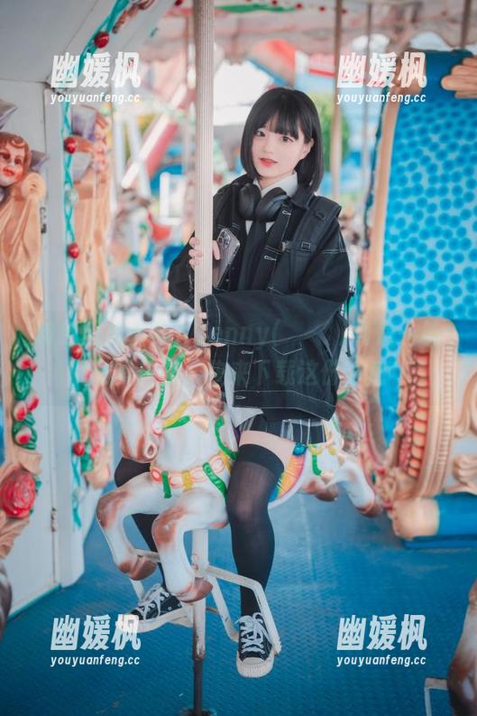 粉色流光合集：Jenny(정제니)则是一抹忧伤的甜蜜，快来下载这份矛盾！
