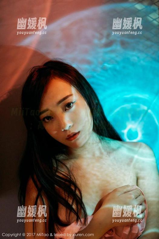 MiiTao蜜桃社 - 当小魔女lily遇到蕾丝：高清作品集里藏着的小心思