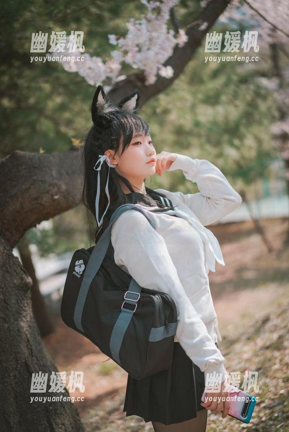 Mimmi(밈미)的泳装作品集：如果你觉得水太冷，那就先下载吧！