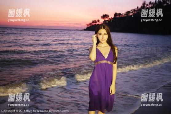 MyGirl美媛馆 - 最新睡衣图包，许诺Sabrina教你怎么优雅地“瘫”在沙发上。