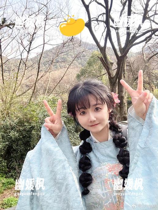 Sayako＿今年4岁带来的日常图片：她的每个角落都用心，怎么能不让我多停留一下？