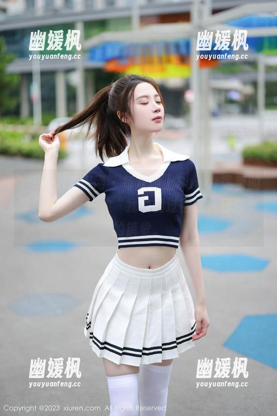 Xiuren秀人网 - 每次换上Sugar梁莹的壁纸，都有一种“我也能过得这么日常”的错觉。