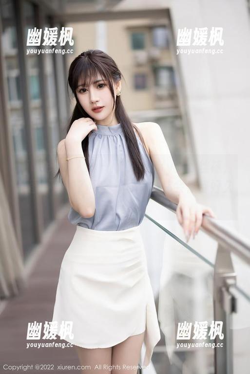 Xiuren秀人网 - 可乐Vicky全套丝袜，原图不想看？可是我敢保证你会停留好久！哈哈