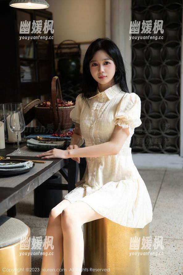 Xiuren秀人网 - 李丽莎的温柔写真，能让咖啡变得没那么苦涩…哎呵，猛然想起