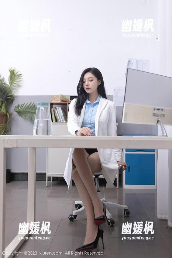 Xiuren秀人网 - 礼服如梦，苏小曼babyface套图全下载！你还等什么？