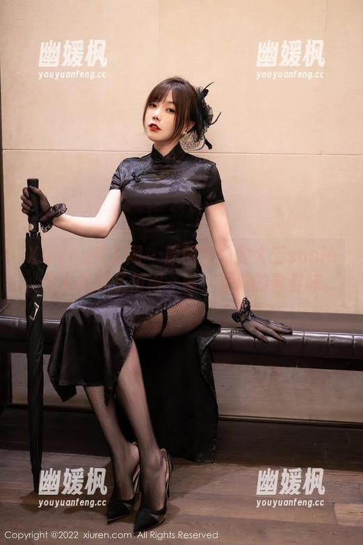 Xiuren秀人网 - 原图里的雯大王susie，少女的样子值得一瞧，满满的青春味。