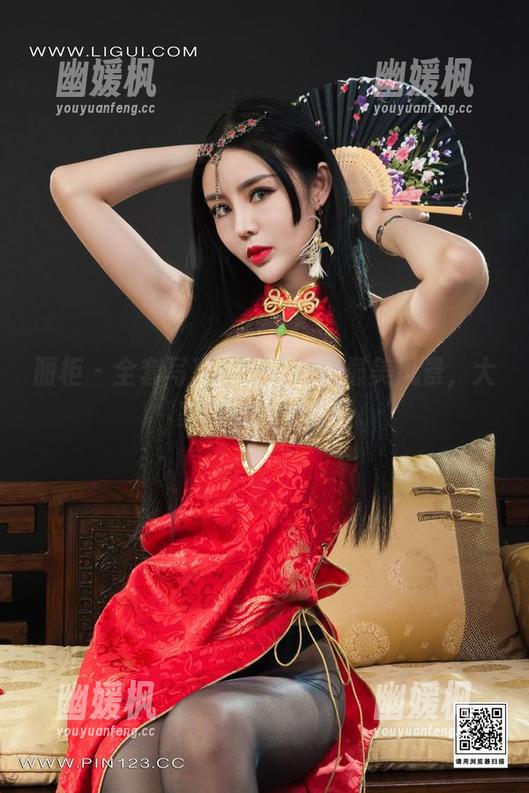 丽柜-小戈 丽柜 - 全套写真小戈:颈部最美风景,大家请自备食物!