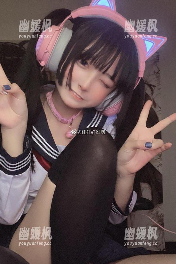 佳佳酱ovo发布的小熊比基尼，美图比想象中更可爱