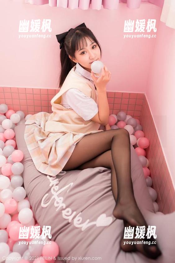 嗲囡囡 - 贾诗晗全集：这些写真似乎藏着说不出口的小秘密