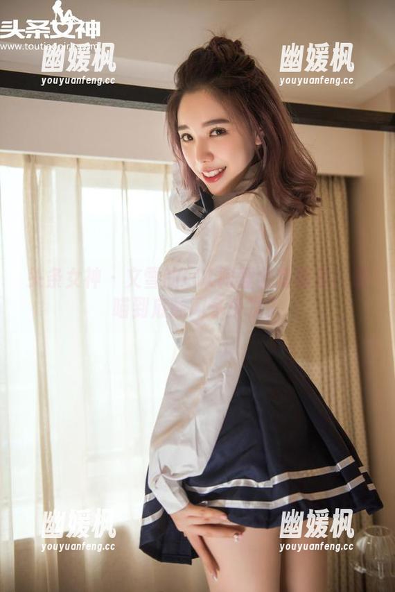 头条女神 - 文雪的LOL阿狸全套图集：喵喵到底能闪多少次？