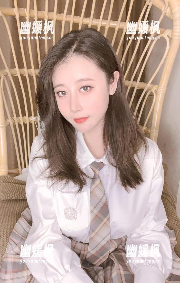 内衣，你也可以有奈汐酱Nice的气场！最新图册今天上线。