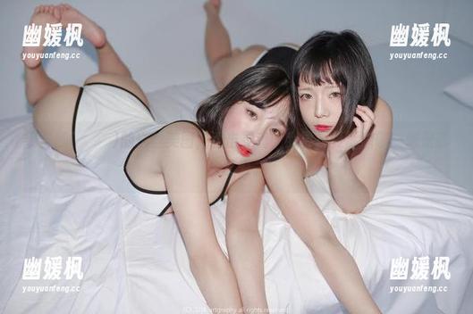 姜仁卿(강인경)的白丝美图，直击灵魂，我要反复琢磨哪一张是我的最爱。