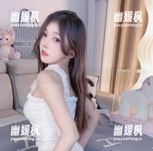 小小奶瓶儿的豹纹狂想：原图里的野性美