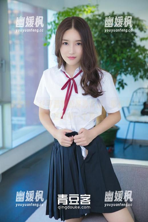推女神 - 让可蕊娜的高清作品，带你穿越办公室的每一个角落！