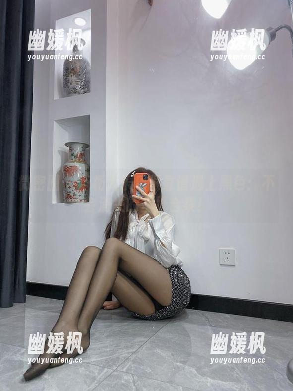微密圈 - 当杨大乐乐很靠谱遇上黑色：不会消失的壁纸合集！