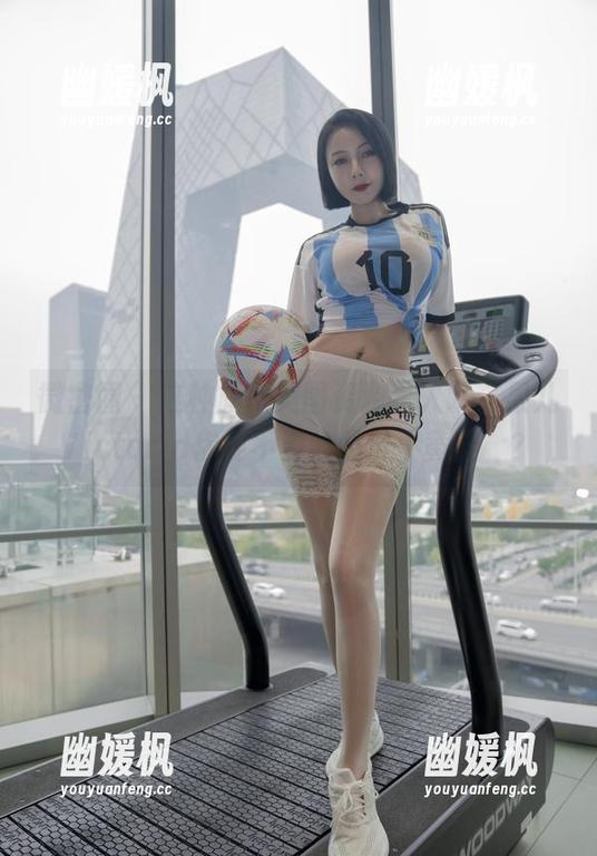 微密圈 - 这种旗袍美图资源是人才，果儿Victoria你要不要给我份“黄桑”？