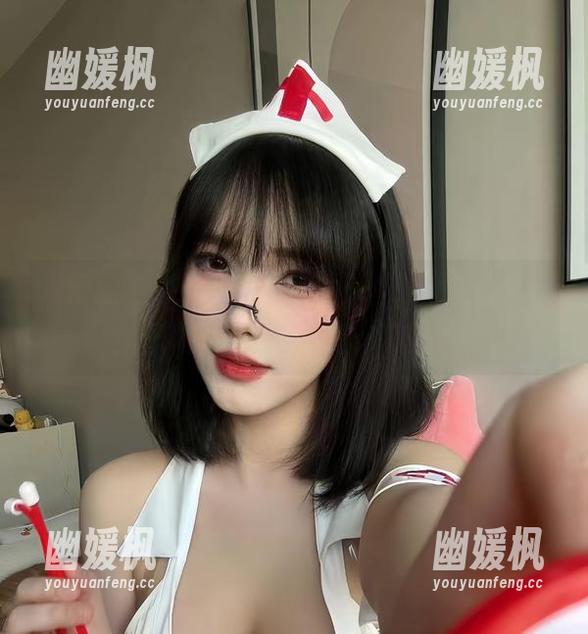 微密圈 - 看琳铛铛的“嘉宾贴”作品，总觉得她的每个姿态都有话要说