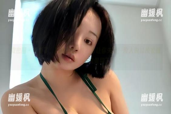 微密圈 - 更新了，瑜瑾u的日常不会让你失望！没人说过换衣服有多麻烦，但我做到了！