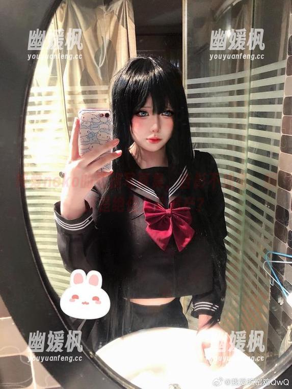 纯爱neko的美腿写真集，合影不成访，腿却是绝佳文化遗产？