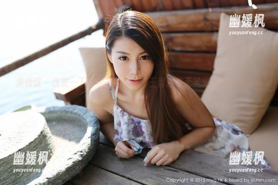 美媛馆 - 改变一下对秘书的印象，王馨瑶在无圣光图包中刷新认知。