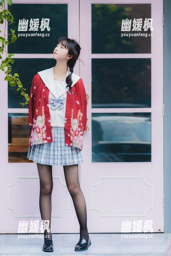 原图抢先期！西呱呀呀呀黑丝双人百合，画面太美，简直不敢直视。