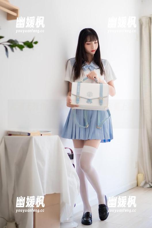 高清无死角，西瓜少女连体衣完美上线，分享一下吧！