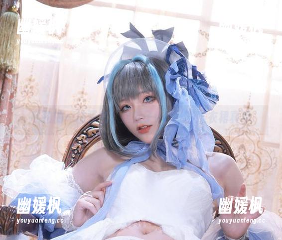 私拍的一抹骚气，起起子vvvv的连衣裙真乖
