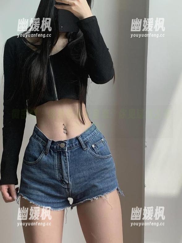 陈佩奇 微密圈 - 陈佩奇镜中自恋:你见过这么多图册吗?