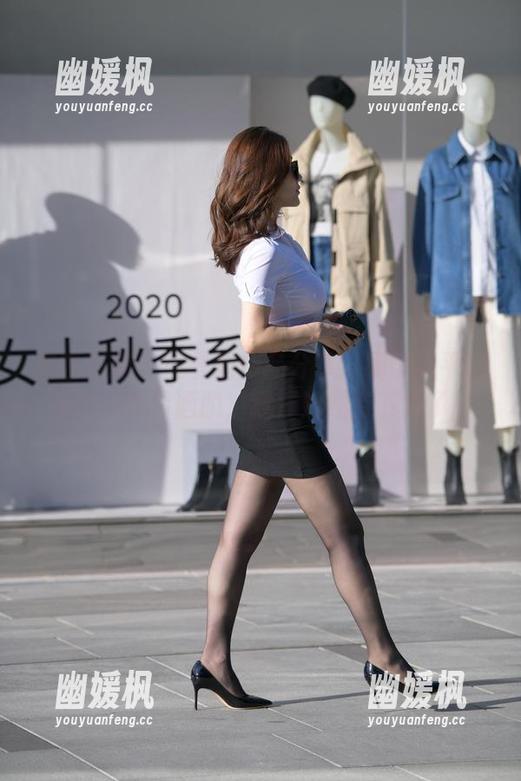 魔镜街拍 - 曼曼的作品分享：剧情从平淡晨咖到热情洒脱，我开始期待下集了！